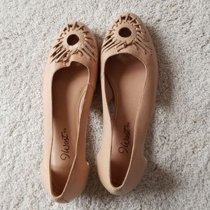 9 west natural color flats